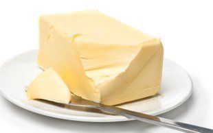 Вершкове масло ЕКСТРА 82.5%, фасування от 300 г